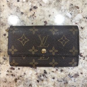 Authentic Louis Vuitton Wallet